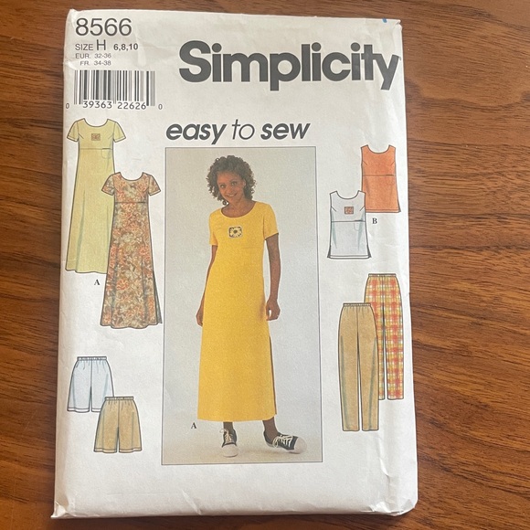 6 XS/S Uncut Vintage 1990s Sewing Patterns Lot - Picture 2 of 13